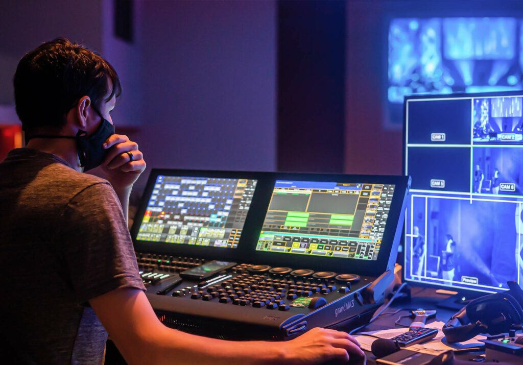 3 Ways Church Media Techs Can Work Better With Others